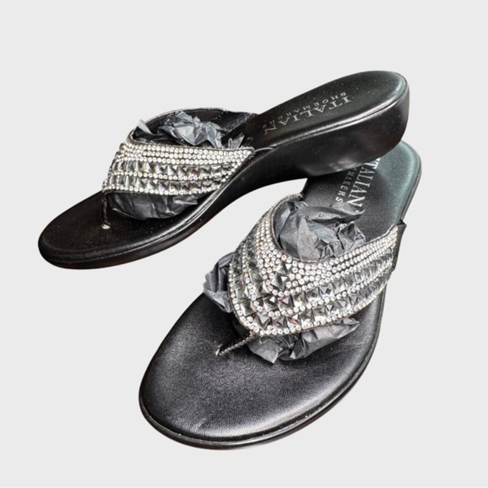 Italian Shoemakers Size 8‎ Black Sandals with Rhinestone Embellishments Resort